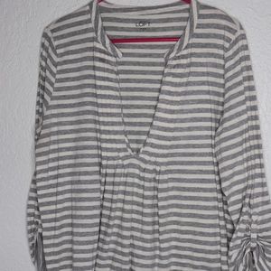 Ann Taylor LOFT XL X-Large Blouse Top Shirt V-Cut